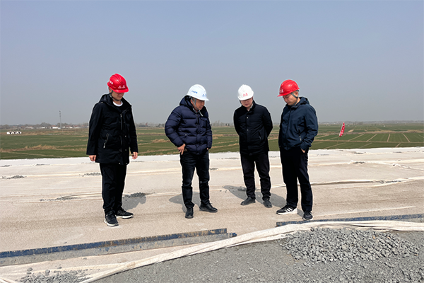 川交公司黨委委員、總工程師汪碧云赴邯港高速TJ1-2項(xiàng)目調(diào)研