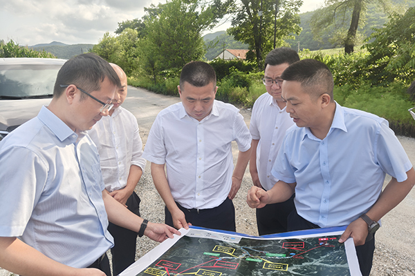 川交公司黨委書記、董事長杜江林赴遼寧、河北調研項目建設情況