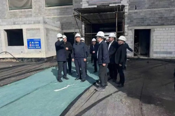 邢臺市副市長李亞林赴王家莊片區(qū)改造剩余工程項目檢查指導(dǎo)